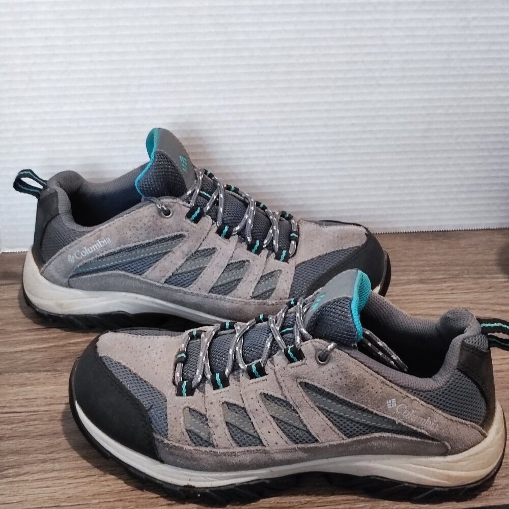Columbia Crestwood Hiking / Tracking shoes graphite pacific rim women's size 9